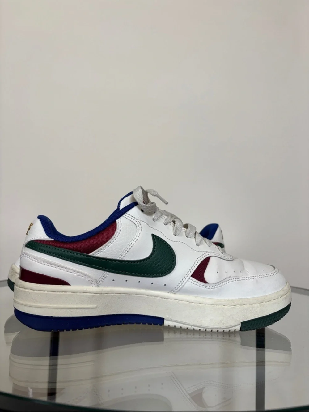 Nike Gamma Force Low-Top Sneaker Sail Green Navy Maroon Sz 8 Women’s